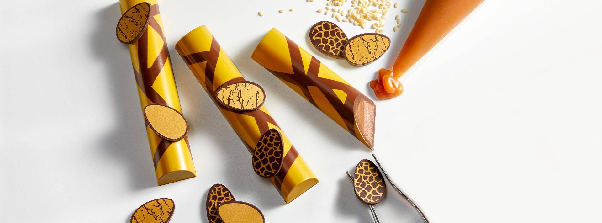 An egg-citing spring bar